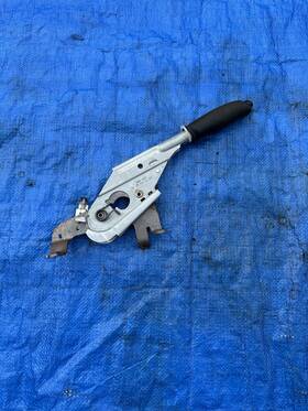 547.bm1h04 Bmw 2001-2006 M3 E46 M/t Coupe E Brake Handle Emergency 2445