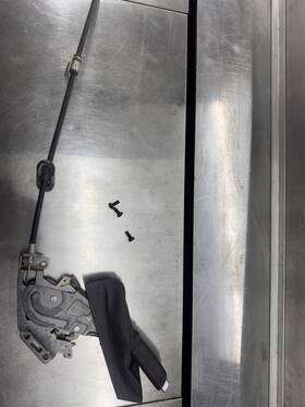 547.gm1z11 Chevrolet 2005-13 C6 Corvette Ebrake Emergency Brake Handle Assembly - Oem