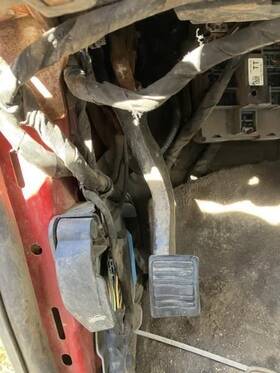 547.gm8n14 Chevrolet Truck 2014 Chevy Silverado 2500 Emergency Brake Pedal 534405