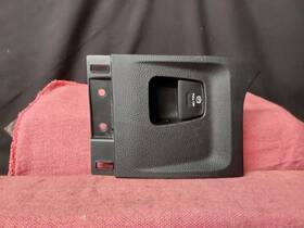 12040206433 Dodge 1500 2020 Ram Rebel Edition Parking Brake Latch Bezel With Switch 32591