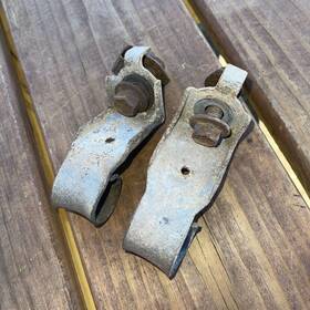 D9zz-2860 Ford 94-98 99-04 Oem Mustang Emergency Parking Brake Cable Brackets Pair