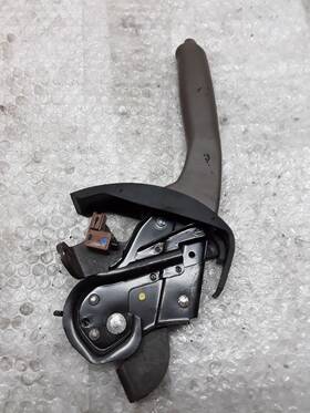 547.gf1d98 General Motors - Foreign Brown Handle Emergency Brake 1998 Prizm Z-138p