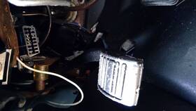 547.gm9v13 Gmc Truck Savana35 4.8l Cutaway 139wb 2013 Emergency Brake Pedal 480037