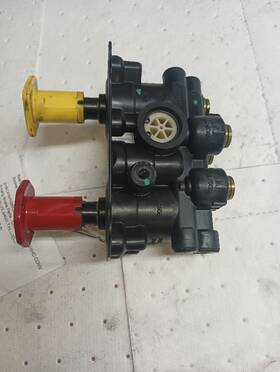 547.ihhc06 International 5013476 Air Park Brake Valves 11577232