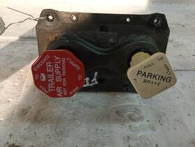 547.ihhc10 International 2010 Prostar Air Park Brake Valves 12265987