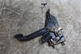 547.am8195 Jeep 1987-1995 Wrangler Yj Oem Emergency Brake Pedal