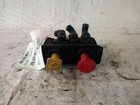 547.kwhc96 Kenworth 1996 Air Park Brake Valves