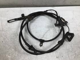 547.ki1310 Kia Sedona 2010 Emergency Parking Hand Brake Rear Right Passenger Side Cable