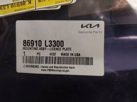 86910-l3300 Kia Genuine License Mount