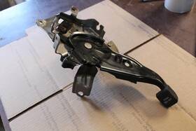 547.le1d13 Lexus 2011 2012 2013 2014 2015 2016 2017 Ct200h Emergency Parking Brake Pedal