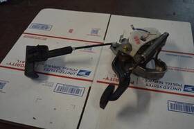 547.le1t97 Lexus 1995 1996 1997 Ls400 Emergency Parking Brake