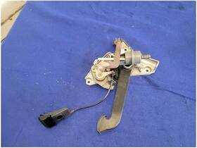 547.fd3m03 Mercury 2003-2004 Marauder E Emergency Brake Pedal 2813