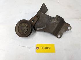302-351w-351c Mustang D0aa-8a617-ci 1971-1973 Torino A/c Idler Mount Bracket And Pulley