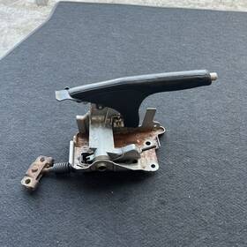 547.da1v05 Nissan 2005 350z 6 Spd Manual Convertible Emergency Brake Pull Handle