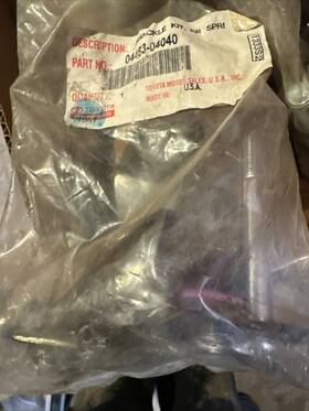 04483-04040 Toyota 1995-2001 Tacoma Genuine Shackle Kit Rear Spring Left