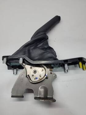 547.to1115 Toyota 2015 15 Rav4 Emergency Brake Lever