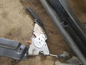 547.to1117 Toyota E-brake Handle Rav-4 2017 Emergency Brake Parts 1508090