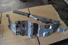 547.vo1k04 Volvo 2000 2001 2002 2003 2004 V40 Emergency Parking Brake 4 Cylinder Dings