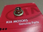 Kia Rio 2000-2005 Driveshaft Axle Lock Nut MD06Y33042 Genuine. Fixed Price $10.00.
