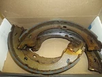 New Bendix R811 Relined Rear Parking Brake Shoes KD12-84 *free Shipping*. Fixed Price $58.99.