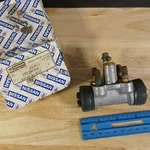 1980 1994 Nissan Datsun 720 Left Rear Brake Cylinder 44100-05W01 Nos Oem. Fixed Price $40.29.