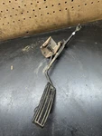 94 96 97 Nissan Xe 2.4L Mt Halfton Pickup Gas Pedal Accelerator Oem #2952. Fixed Price $35.74.
